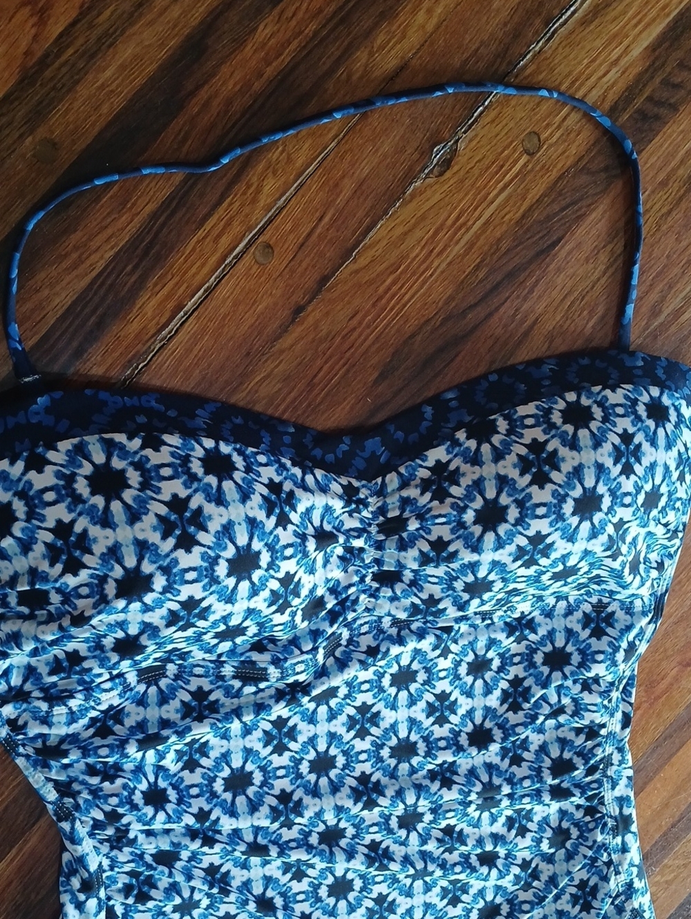 Tommy Bahama Shibori Splash Shirred Bandeau One Piece Swimsuit - 14 - Picture 2 of 7